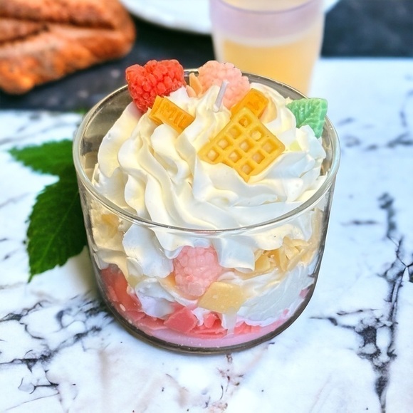 ⚠️SALE Candle / Whipped Cream Ice Cream & Raspberry Soy Wax Candle SEND OFFERS🥳 - Picture 1 of 5